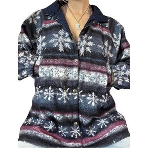 Reversible Button Up Coat • Size Medium/Large ❄️